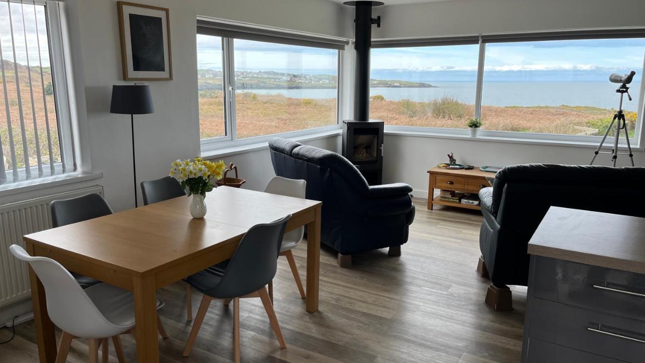 Coastal Bungalow, Sleeps 5 And Ideal For Walkers Amlwch Esterno foto